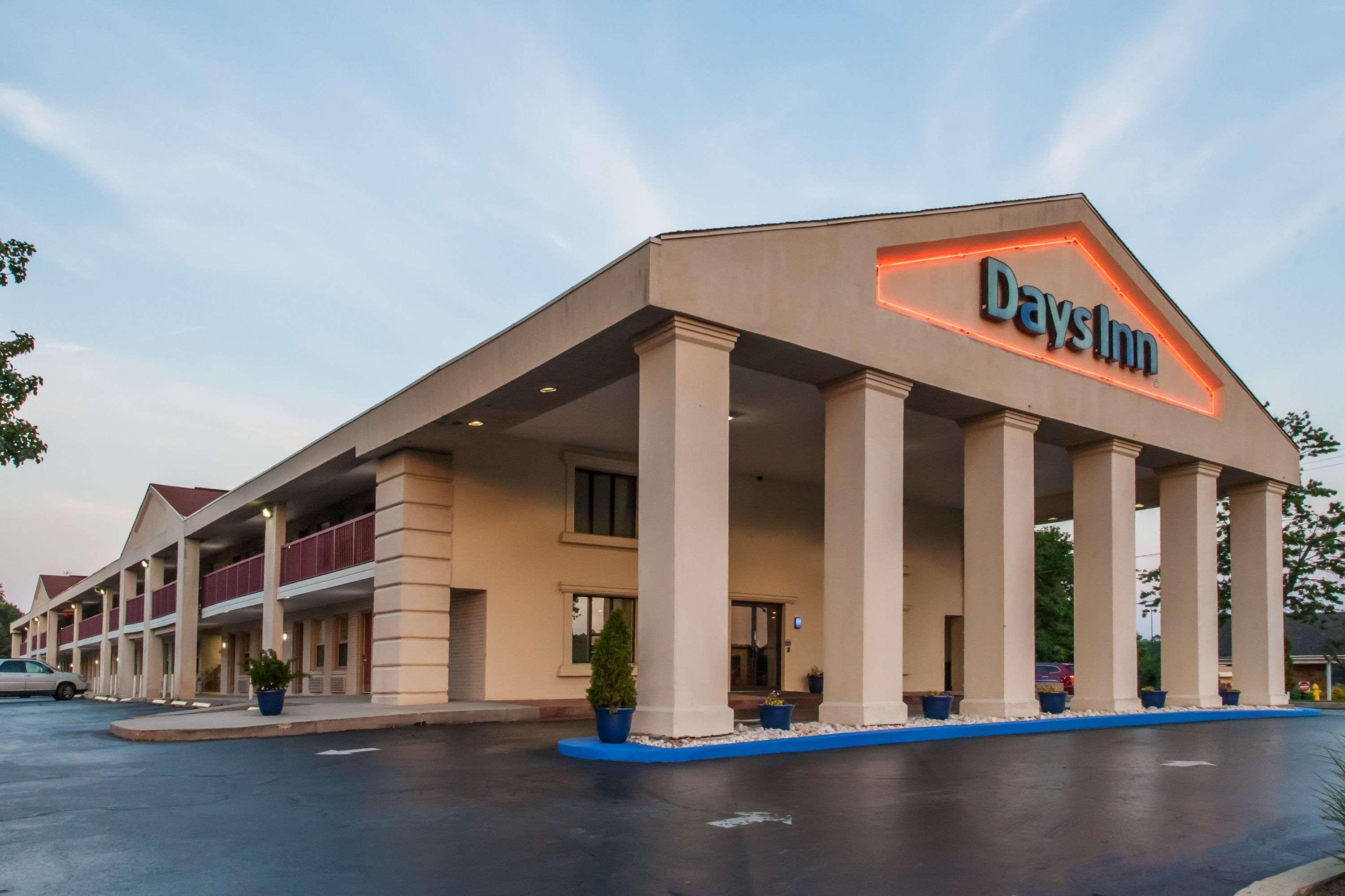 Days Inn By Wyndham Wilmington Brandywine Talleyville Exterior photo